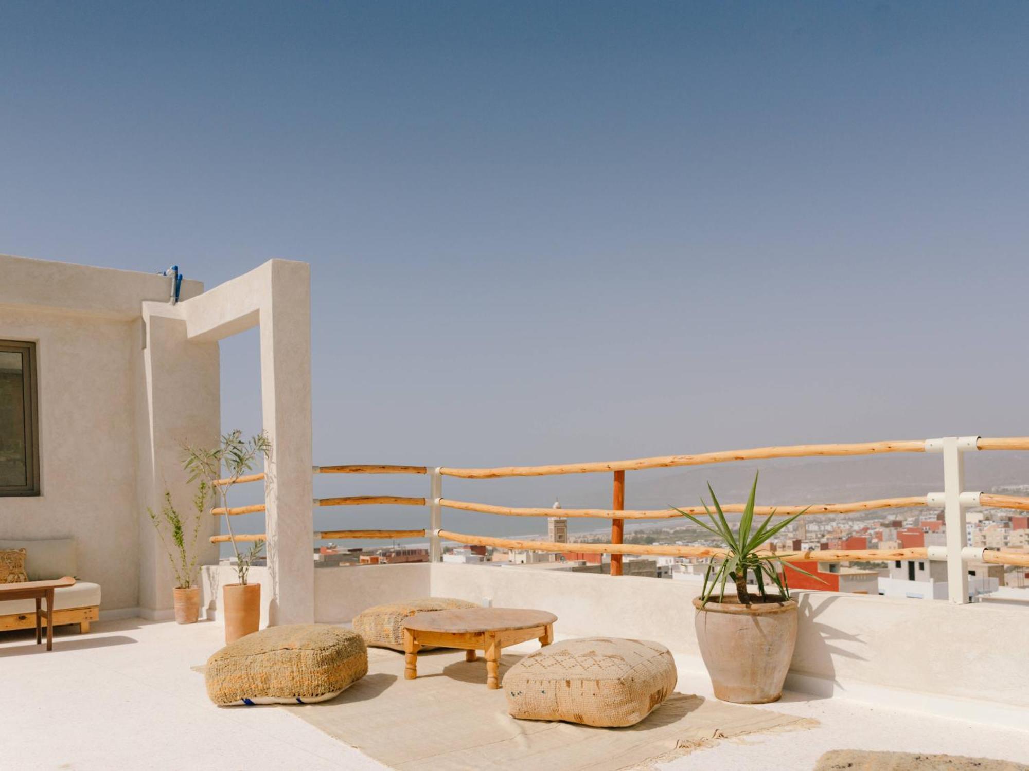 Malibu Surf House Apartment Tamraght Luaran gambar